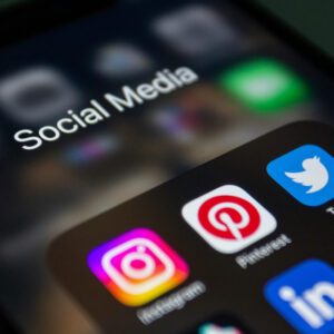 social media kit